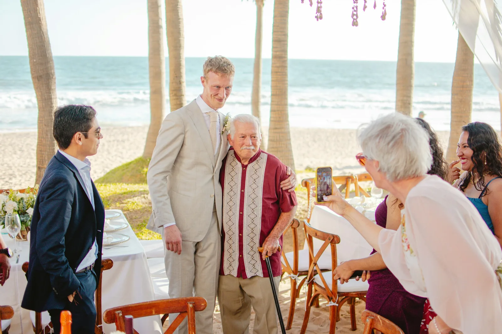 How to Ask Wedding Guests to Share Photos (+ Templates)